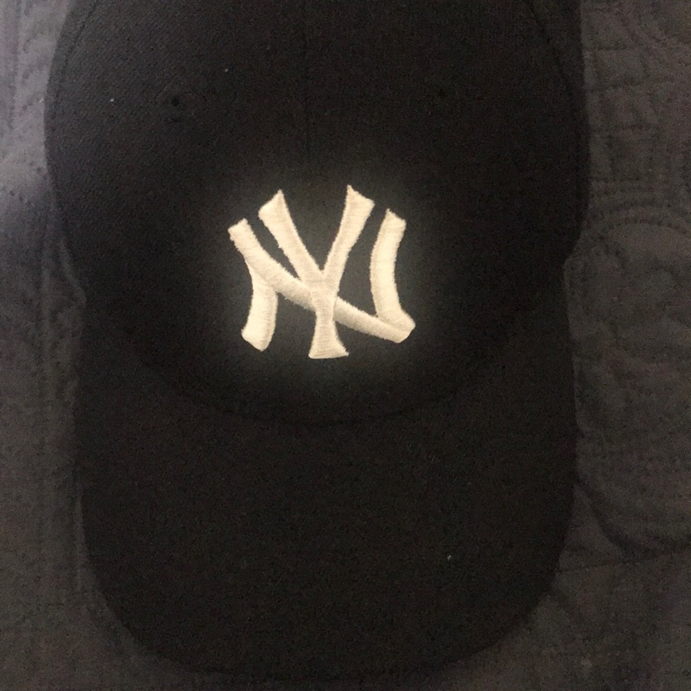 Black and white hat
